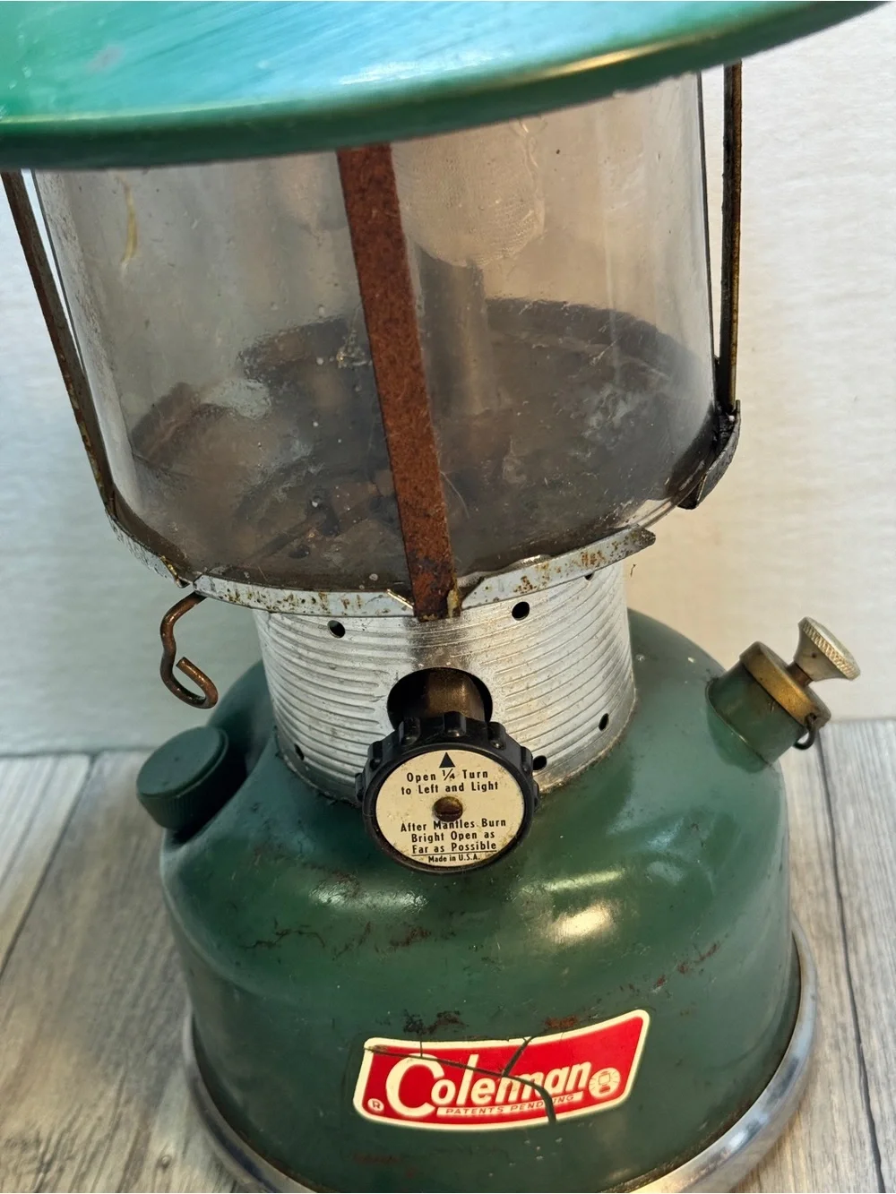 Vintage Coleman 228F Camping Big Hat Double Mantle Green Lantern Gas Lamp